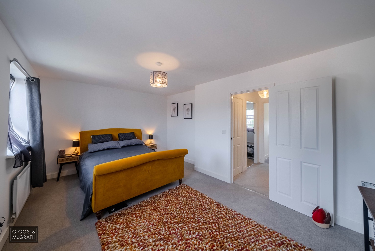 4 bed end of terrace house for sale in Central Avenue, Cambridgeshire 9