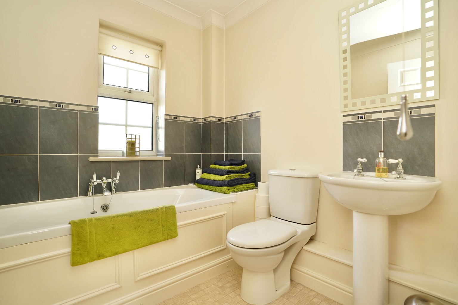 4 bed semi-detached house for sale in Burrows Drive, Huntingdon 12