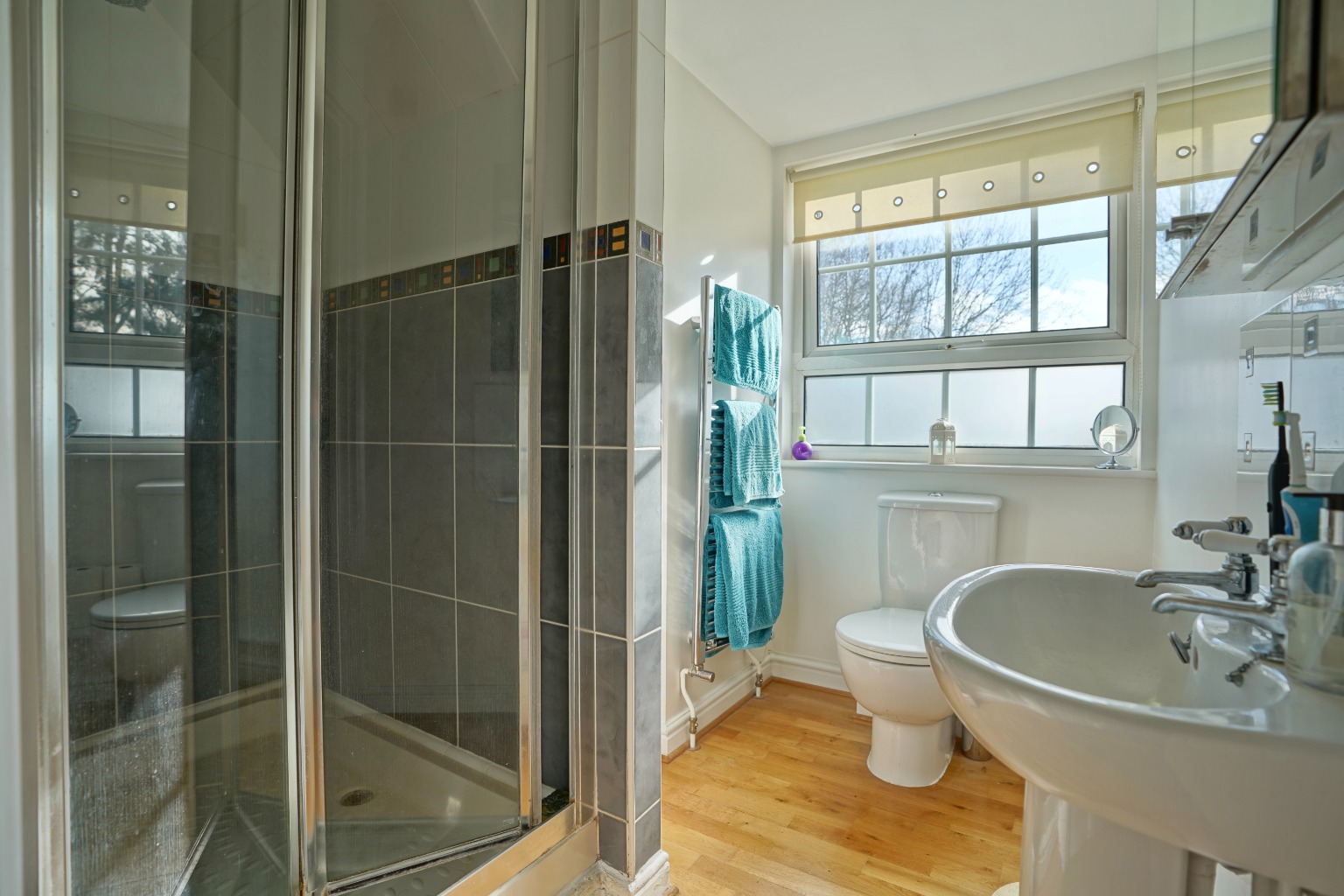 4 bed semi-detached house for sale in Burrows Drive, Huntingdon 7