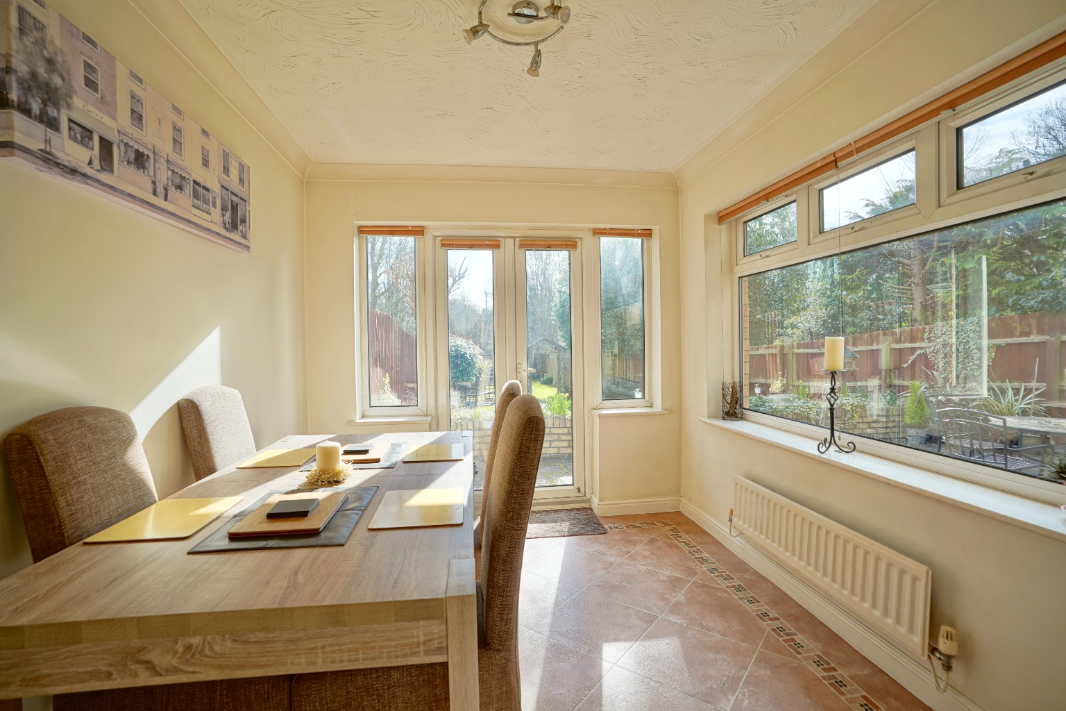 4 bed semi-detached house for sale in Burrows Drive, Huntingdon  - Property Image 4