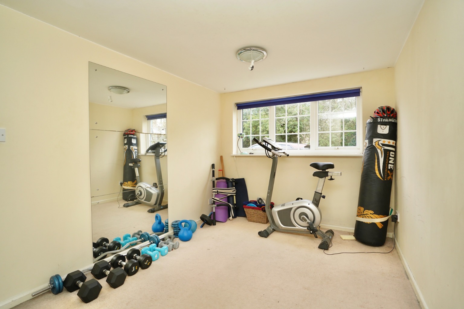 4 bed detached house for sale in Hollidays Road, Huntingdon 8