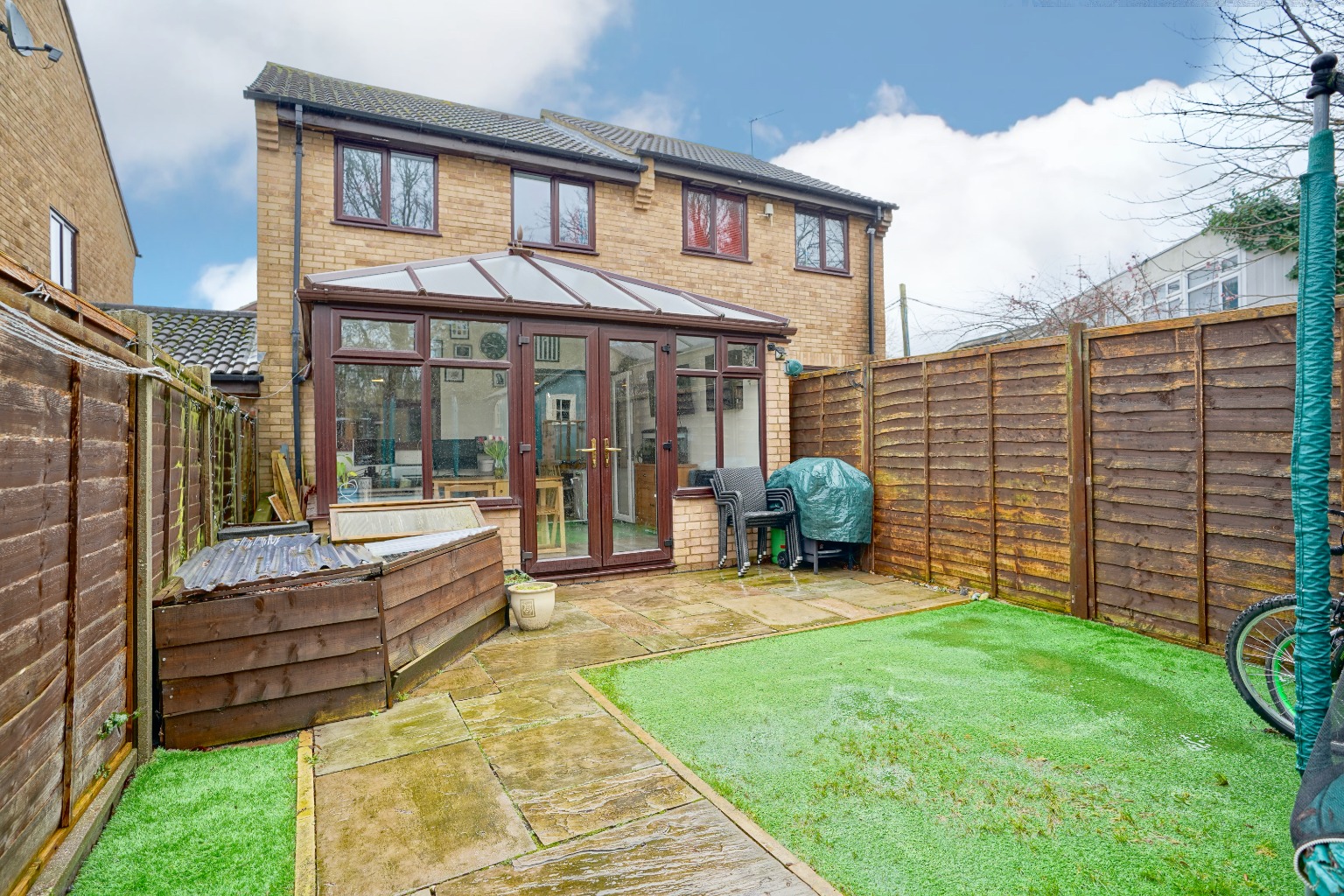 3 bed semi-detached house for sale in Hamden Way, Cambridge  - Property Image 14