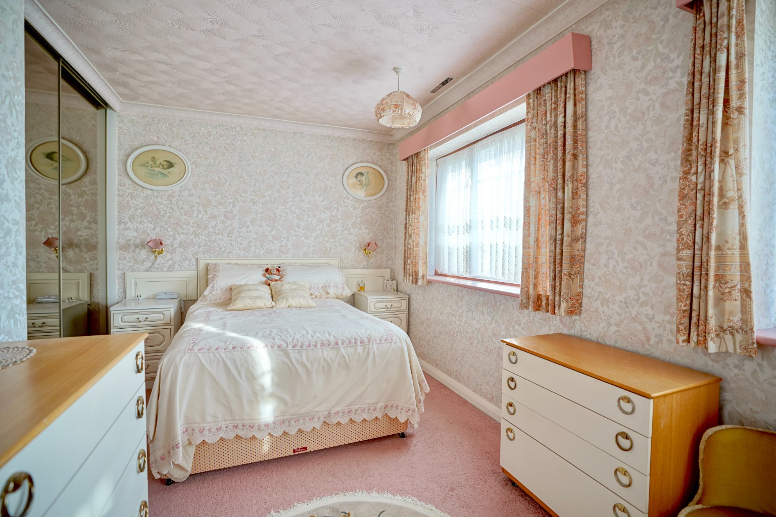 3 bed detached house for sale in Pennington Road, Huntingdon 11