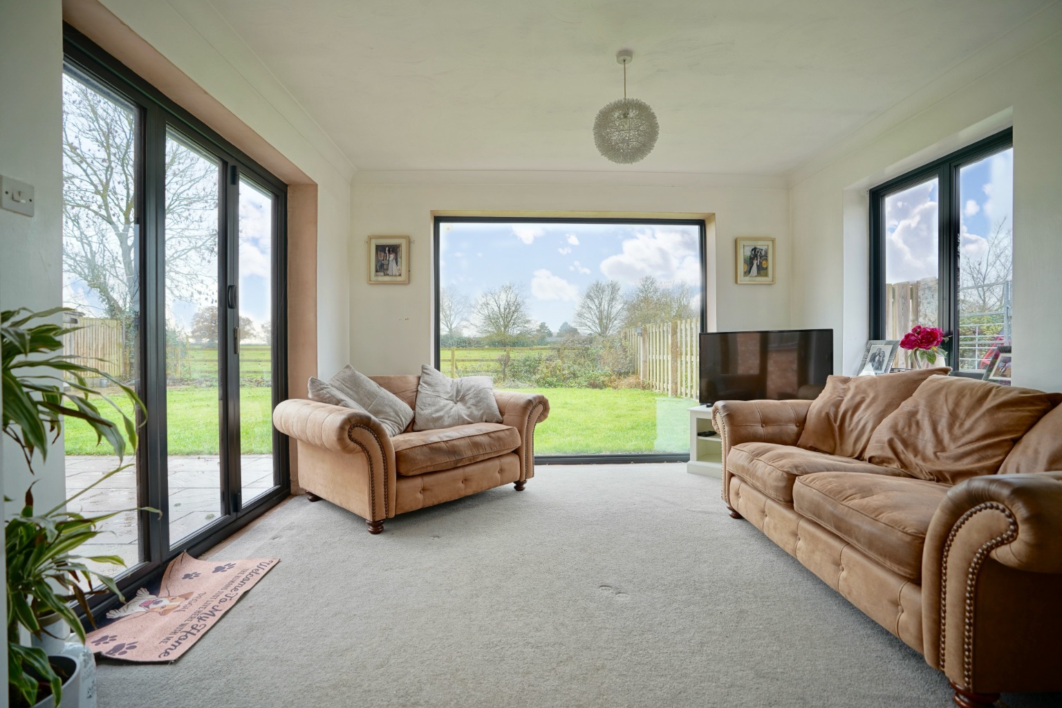 4 bed detached house for sale in Church Street, Huntingdon  - Property Image 4
