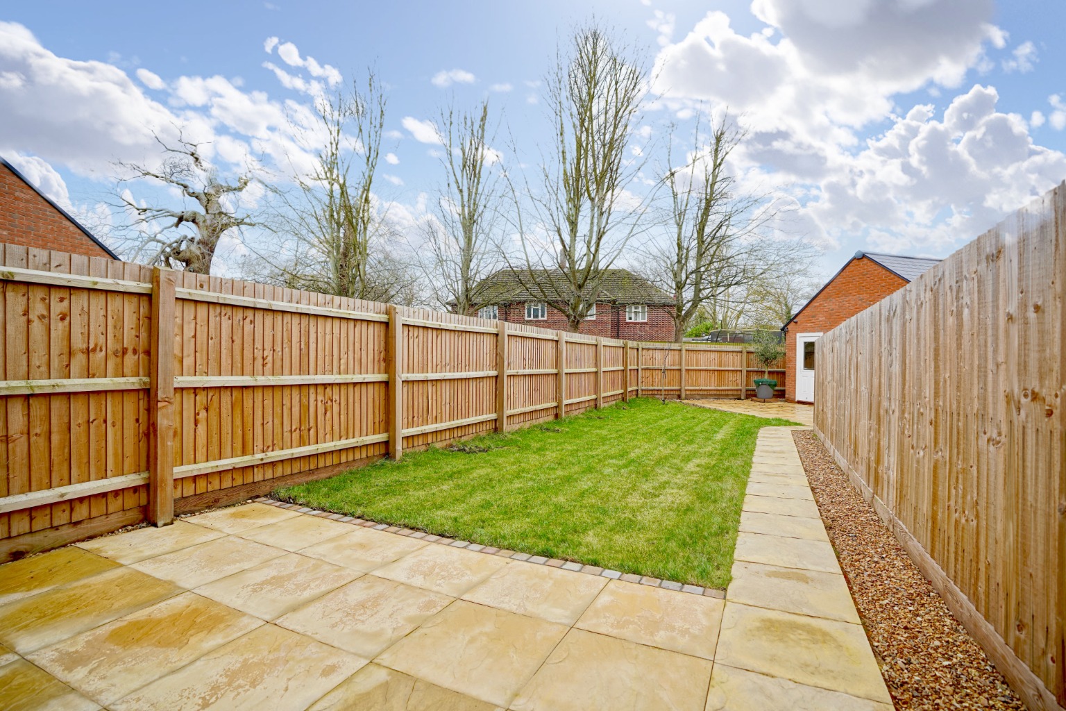 3 bed terraced house for sale in Jaric Lane, Cambridgeshire 3