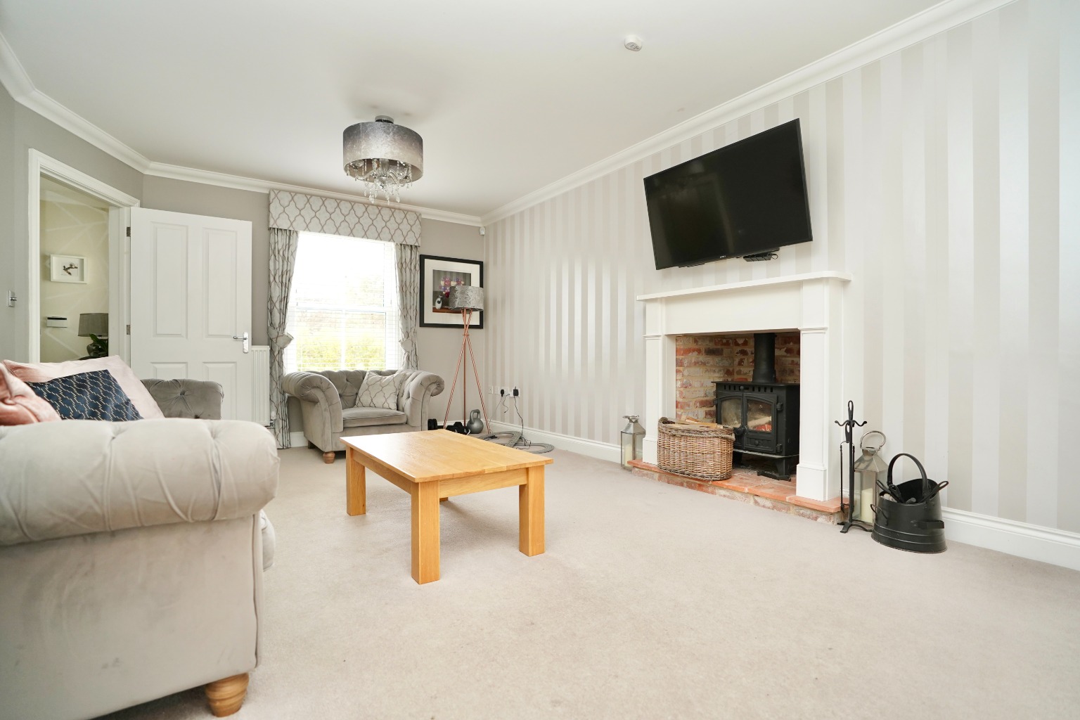 4 bed detached house for sale in Horsfall Road, Huntingdon  - Property Image 4