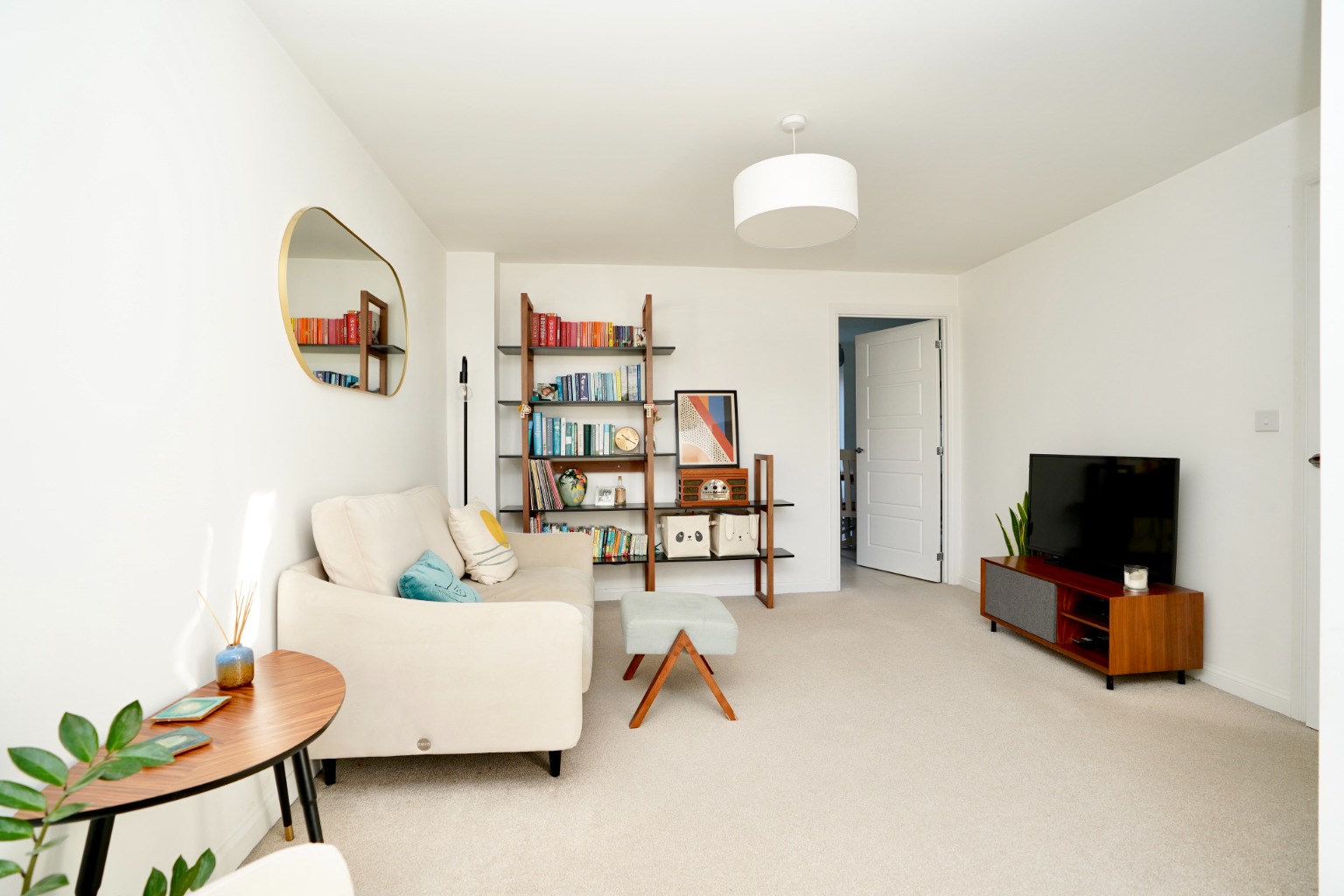 3 bed semi-detached house for sale in Brownlow Road, St. Ives 2