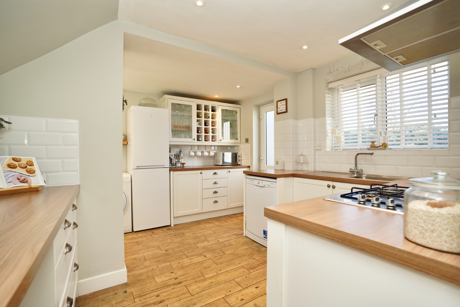 3 bed end of terrace house for sale in Park Road, Huntingdon  - Property Image 3