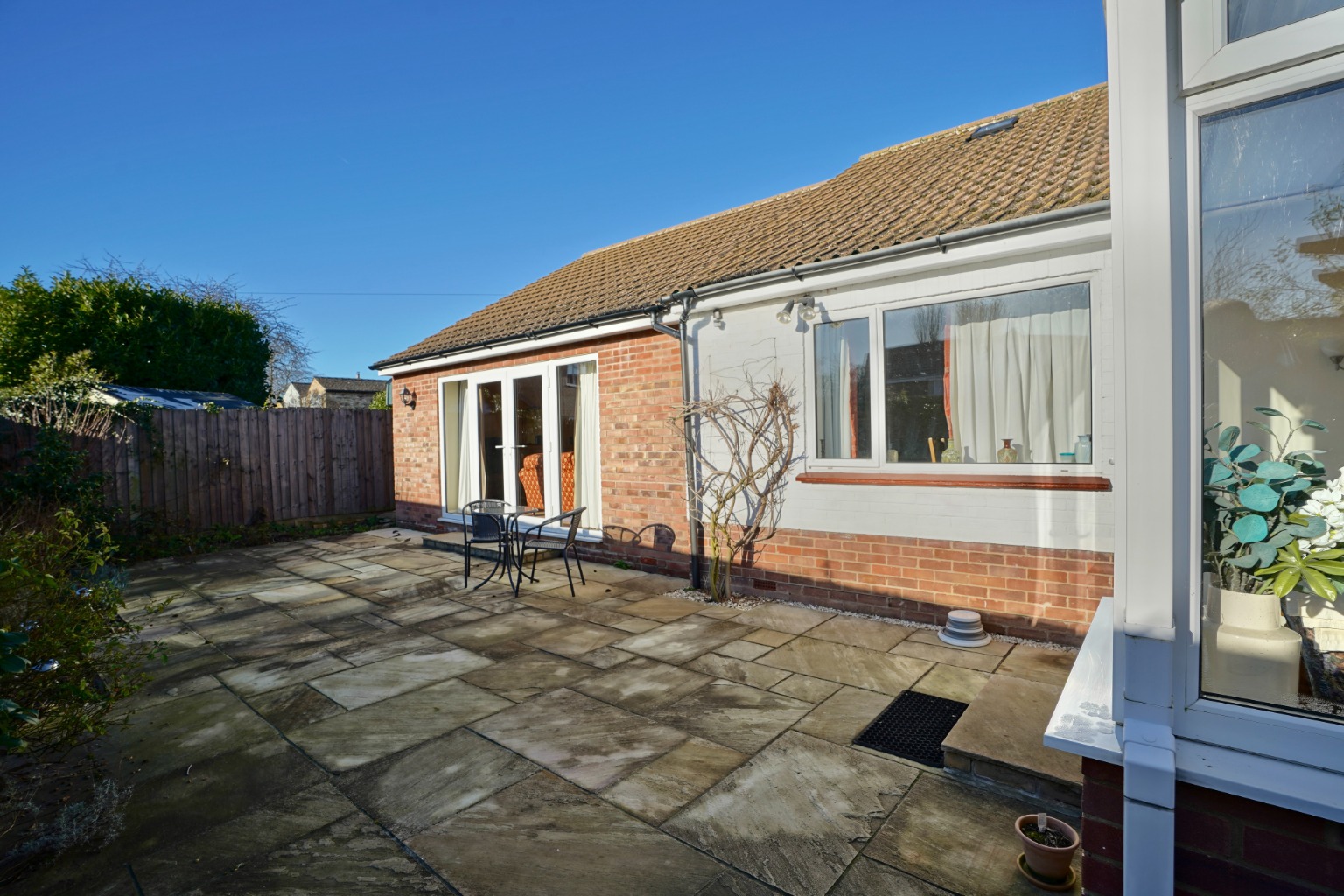 4 bed detached bungalow for sale in High Street, St Ives  - Property Image 16