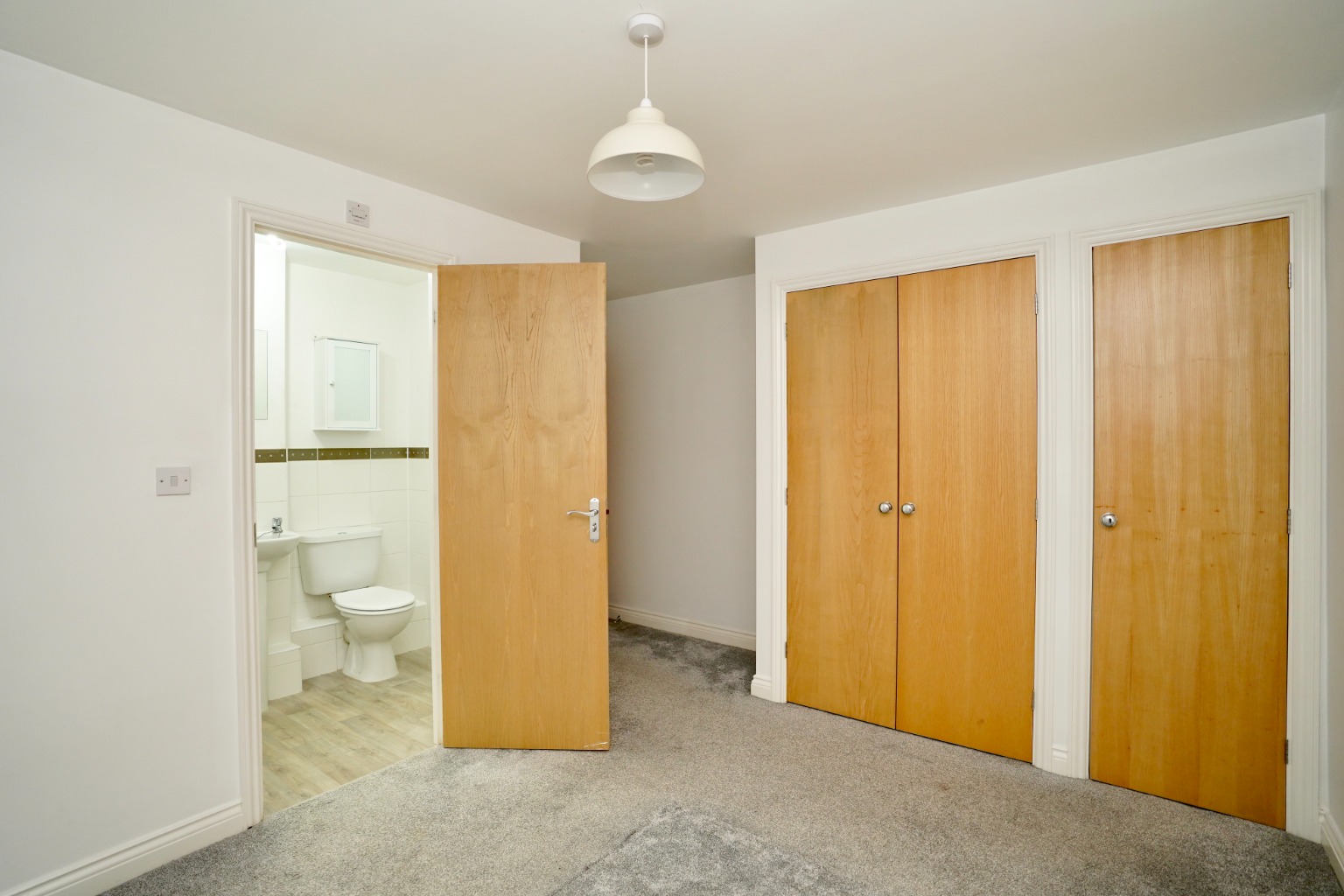 2 bed flat for sale in Leas Close, St Ives  - Property Image 7