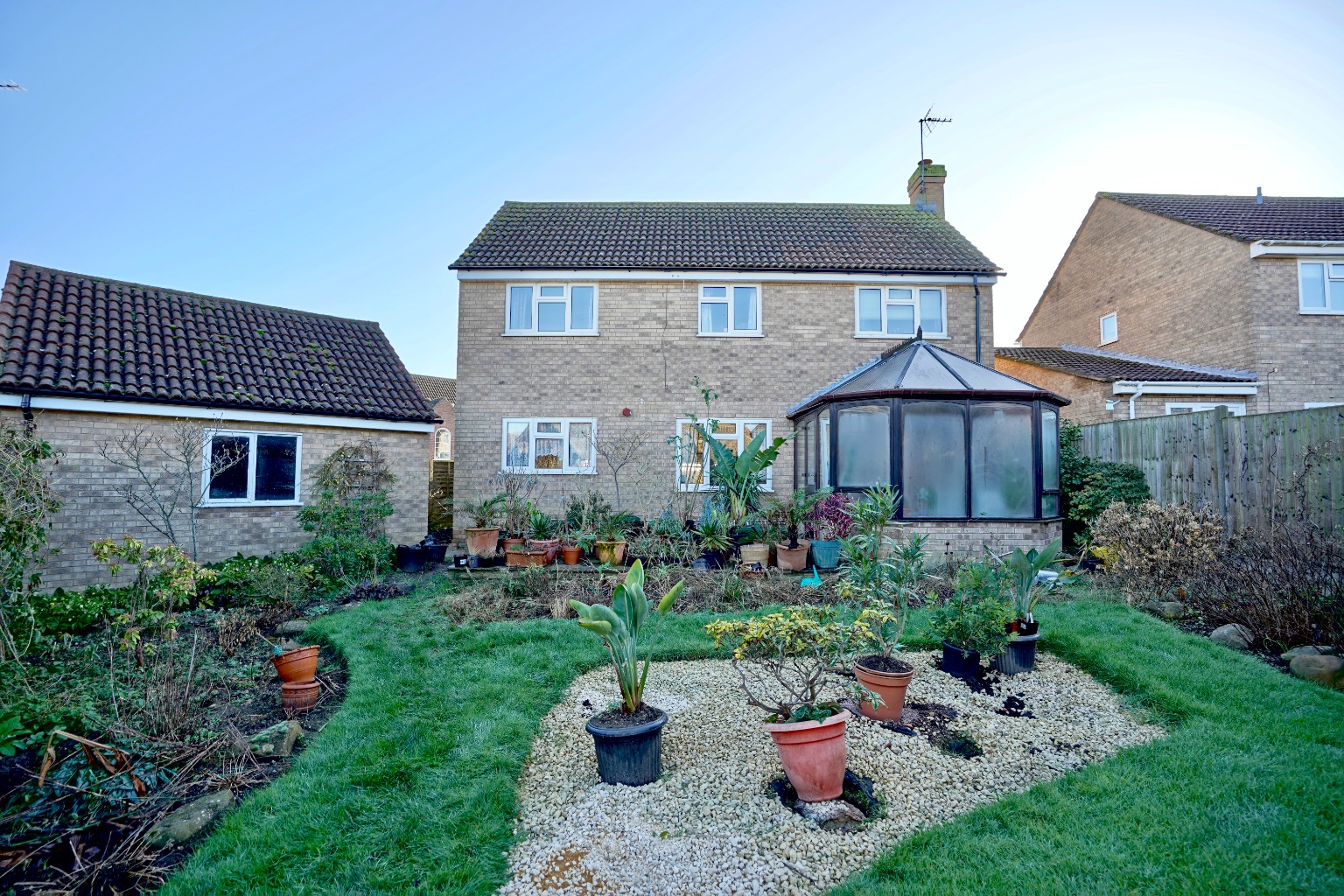 4 bed detached house for sale in Crowhill, Huntingdon  - Property Image 3