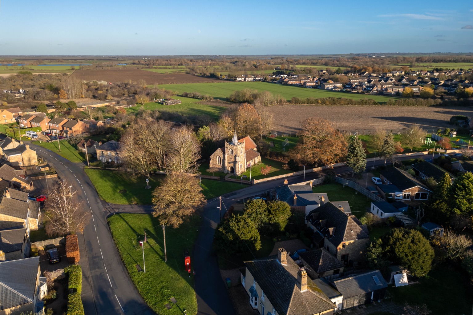 5 bed detached house for sale in Moat Close, Huntingdon  - Property Image 28