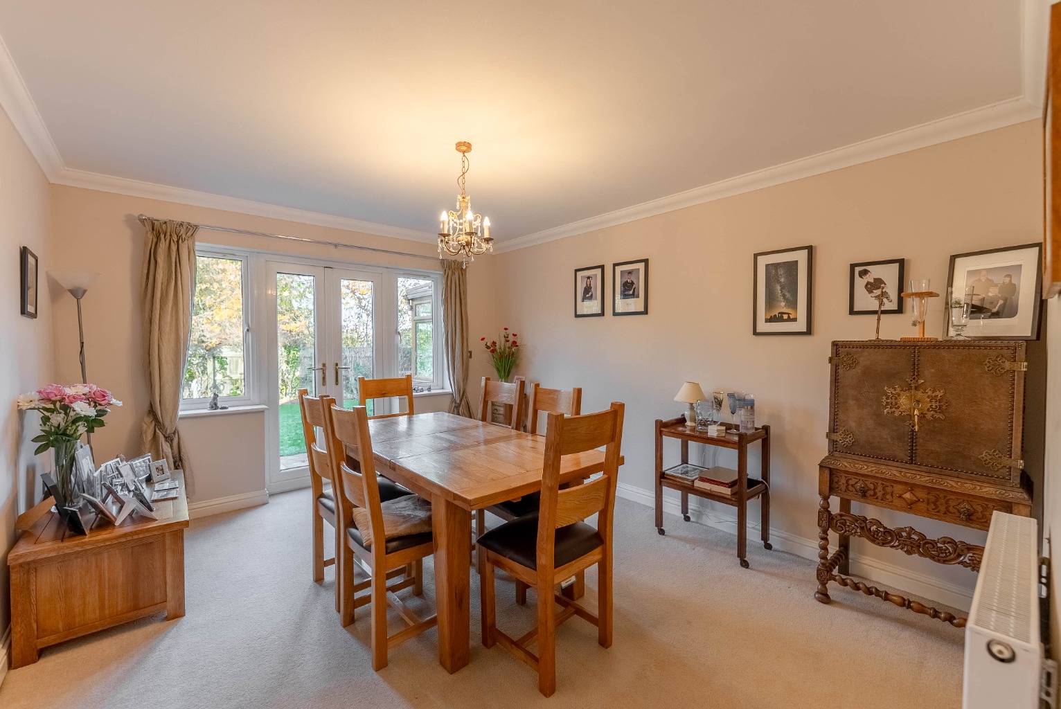 5 bed detached house for sale in Moat Close, Huntingdon  - Property Image 11