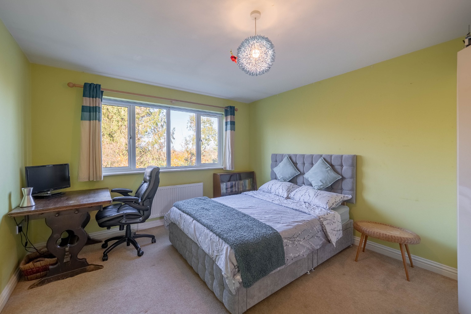 5 bed detached house for sale in Moat Close, Huntingdon  - Property Image 18