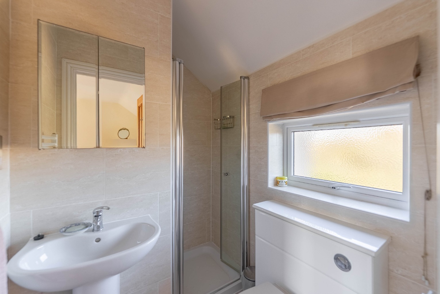 5 bed detached house for sale in Moat Close, Huntingdon  - Property Image 17