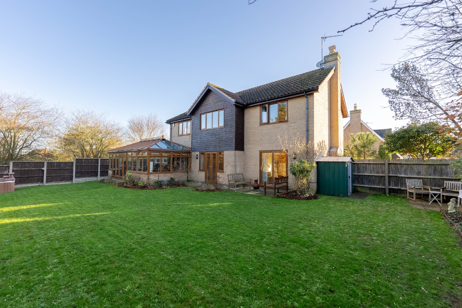 5 bed detached house for sale in Moat Close, Huntingdon  - Property Image 25