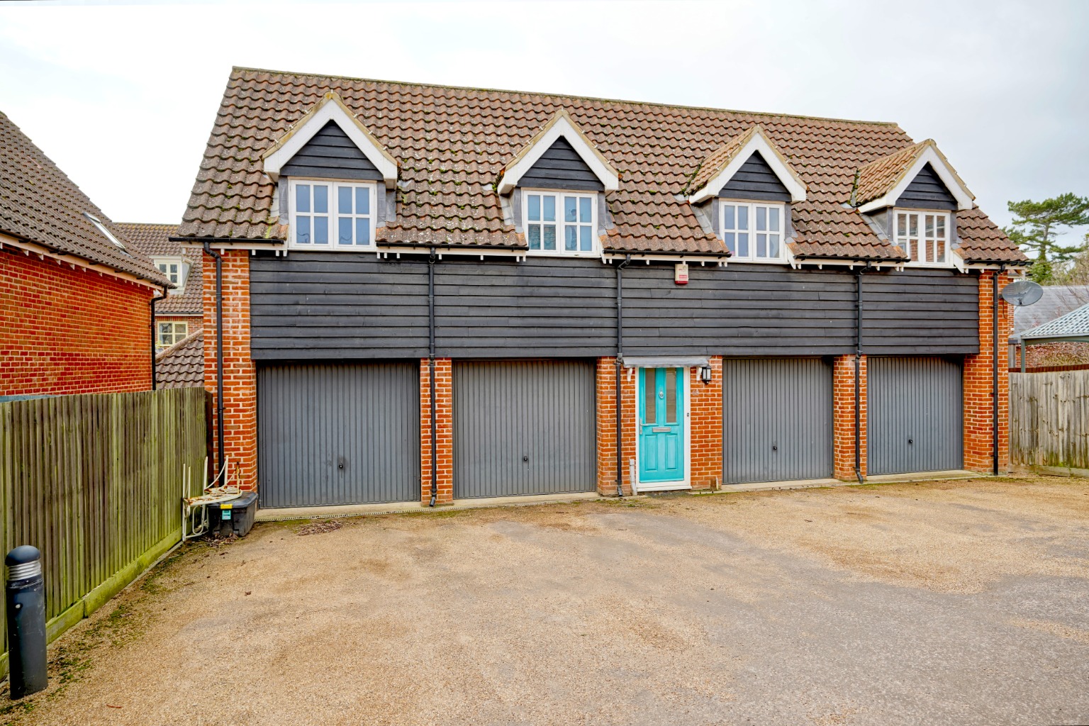 4 bed terraced house for sale in South Park Drive, Cambridge 18