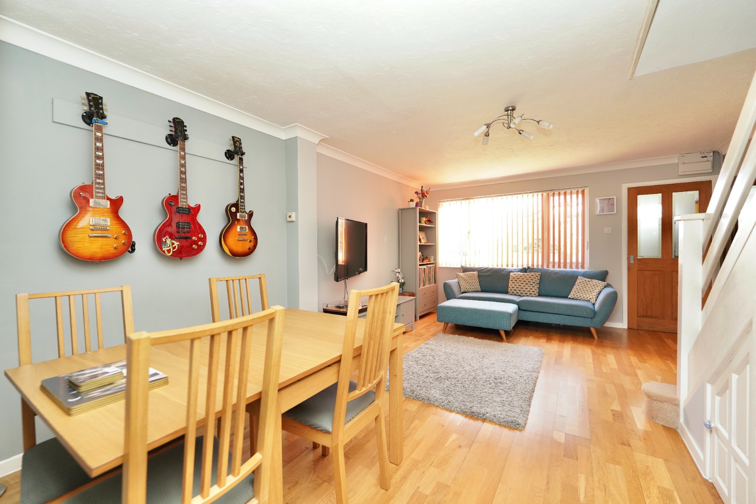 3 bed end of terrace house for sale in Elizabeth Way, Huntingdon  - Property Image 5