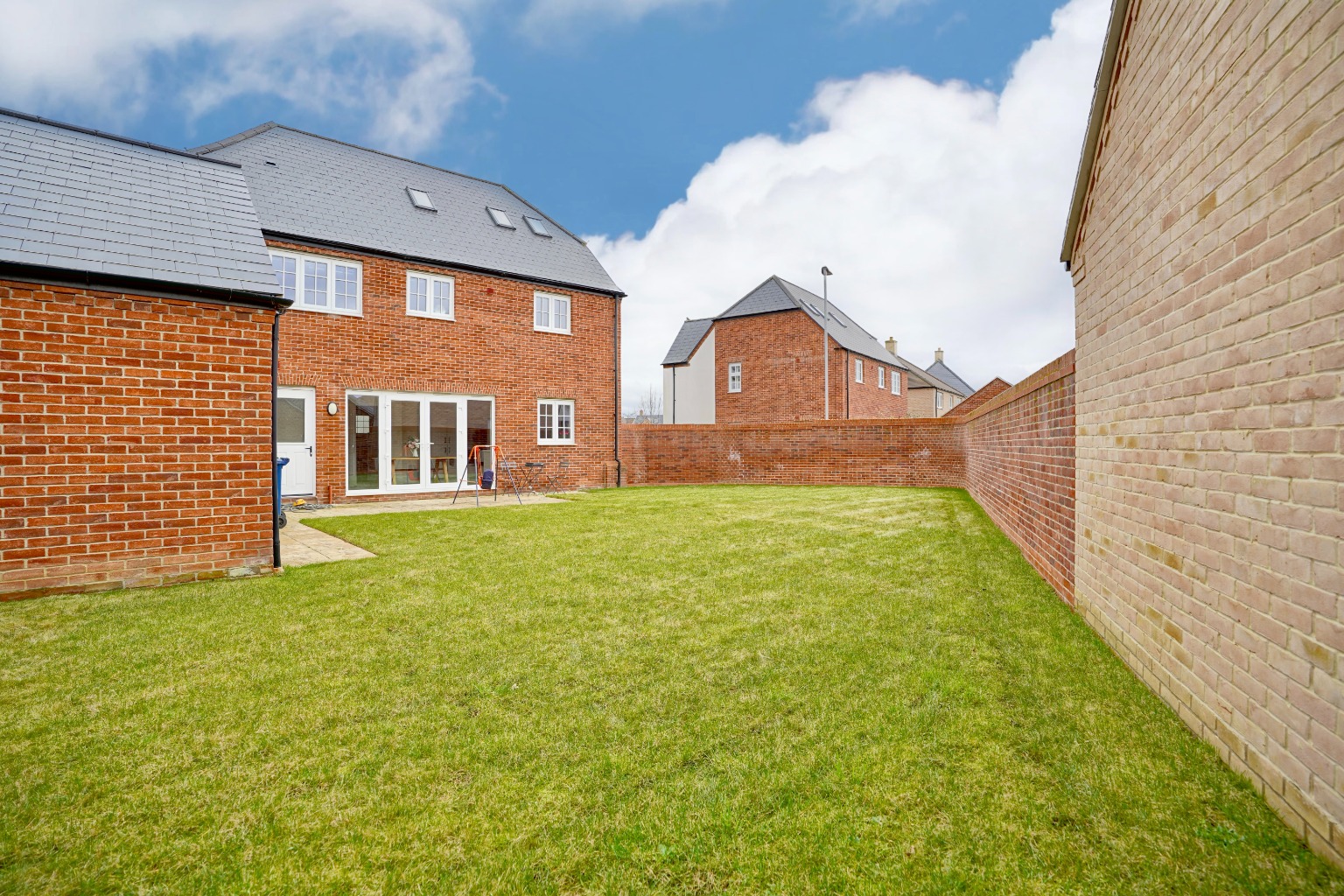 5 bed detached house for sale in Swynford Road, Huntingdon 14