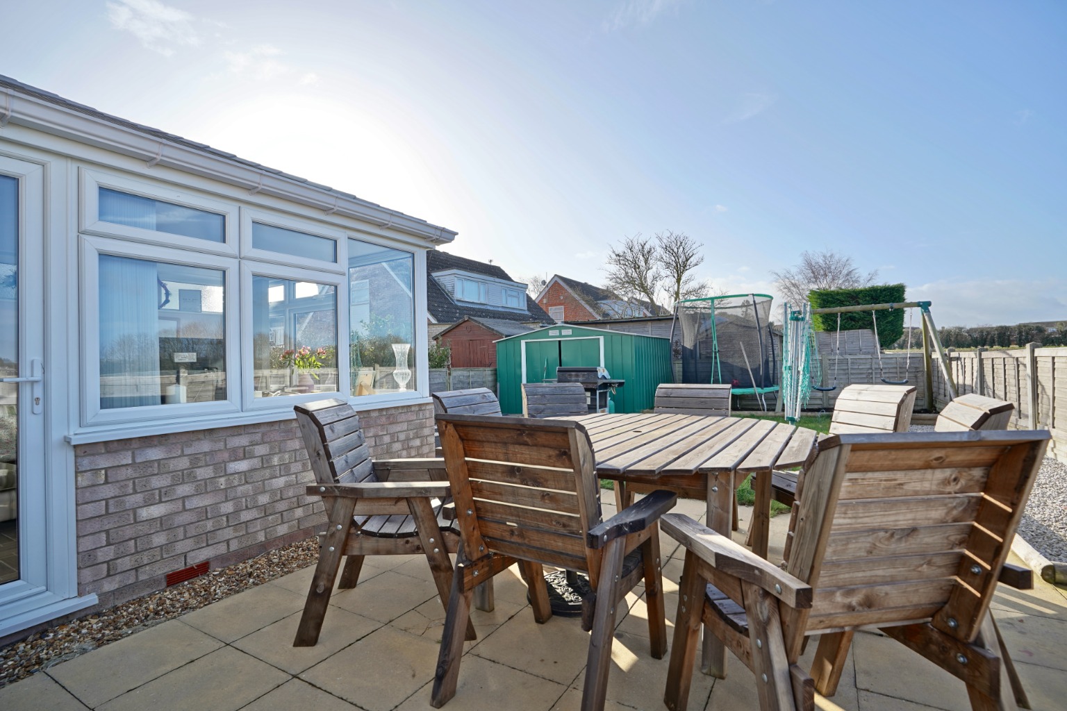 3 bed end of terrace house for sale in Dunholt Way, Huntingdon  - Property Image 15