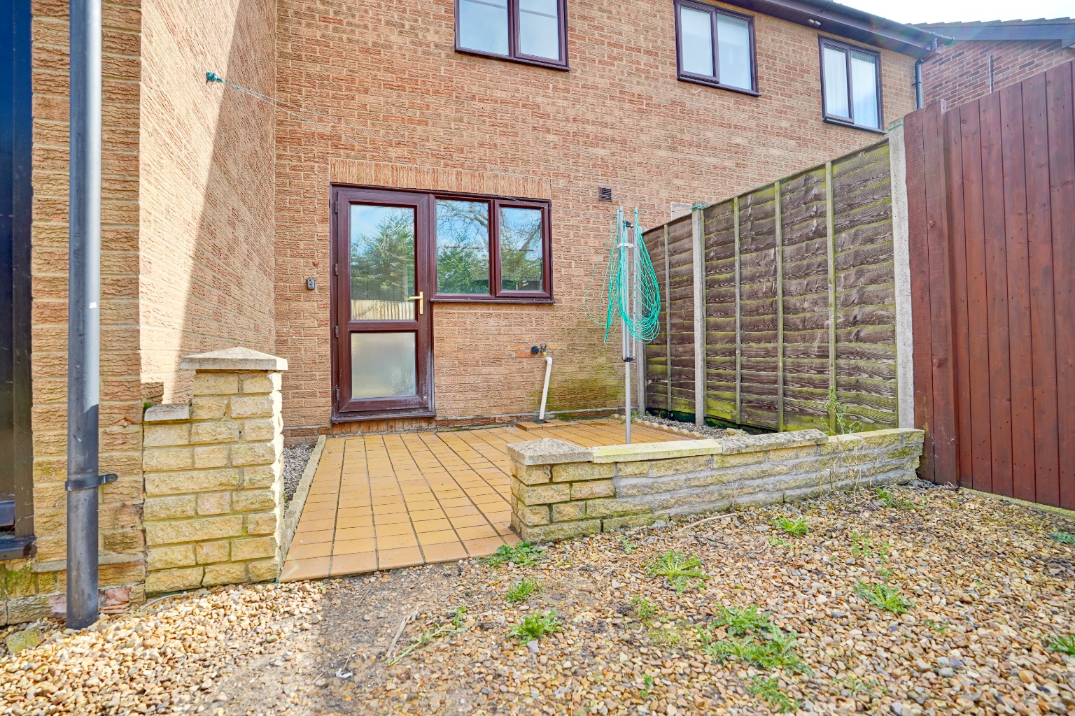 2 bed terraced house for sale in Pennway, Huntingdon  - Property Image 2