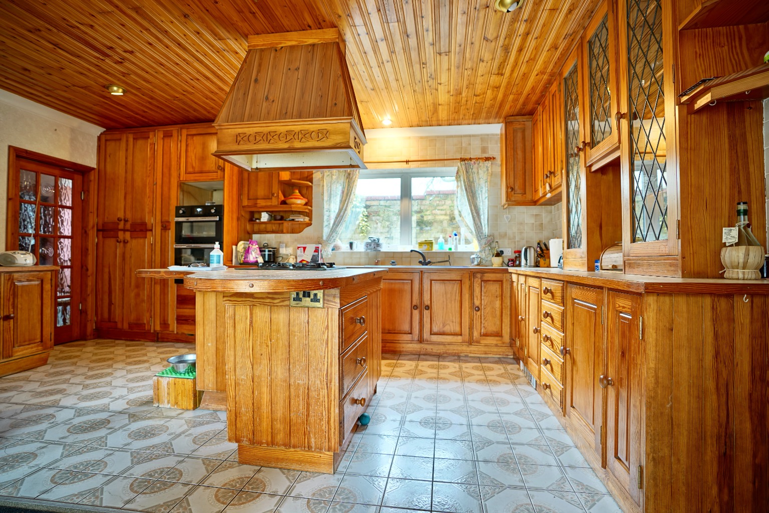 5 bed detached house for sale in High Street, Huntingdon 5