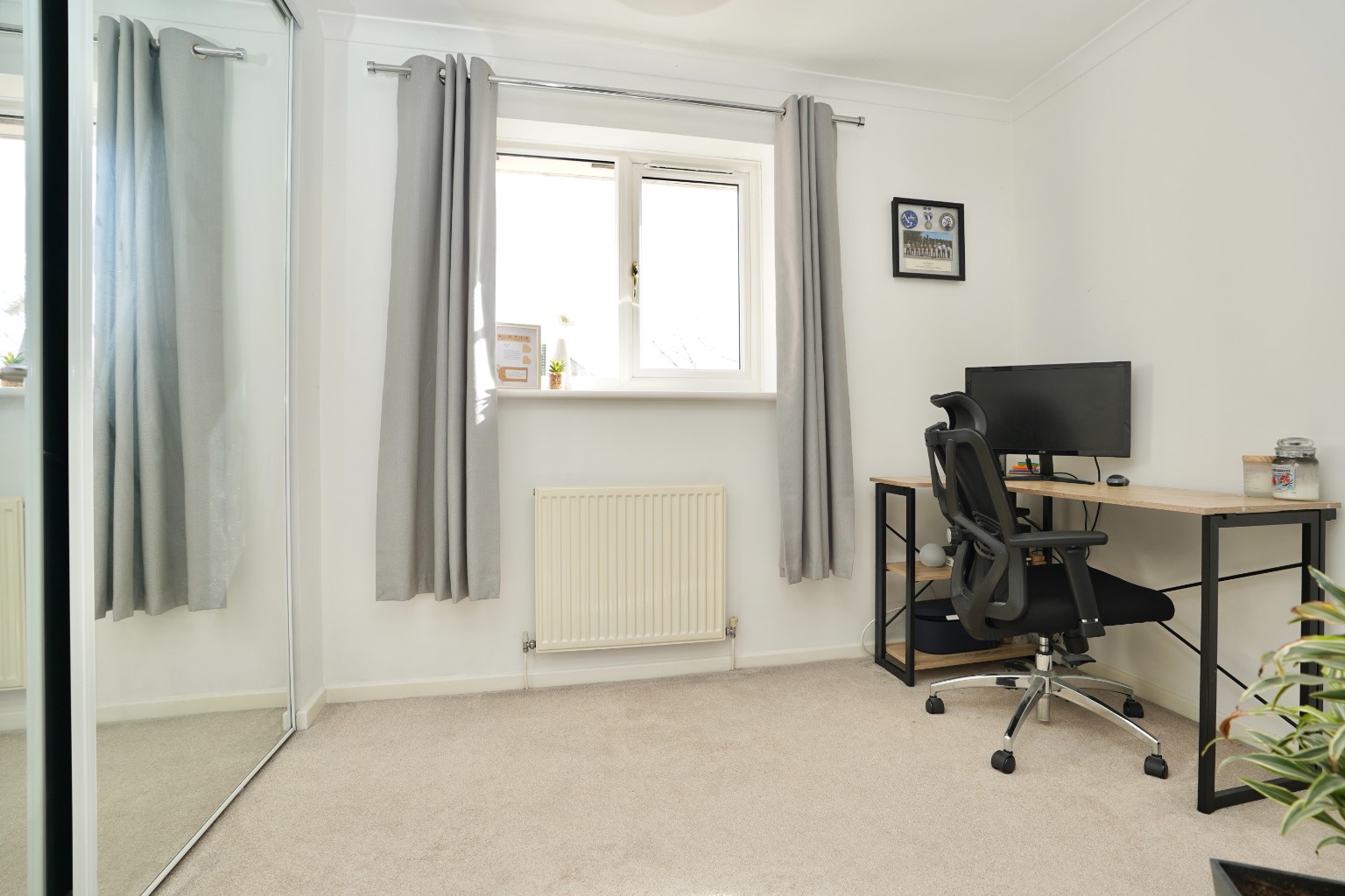 2 bed terraced house for sale in Tamar Close, St Ives  - Property Image 10