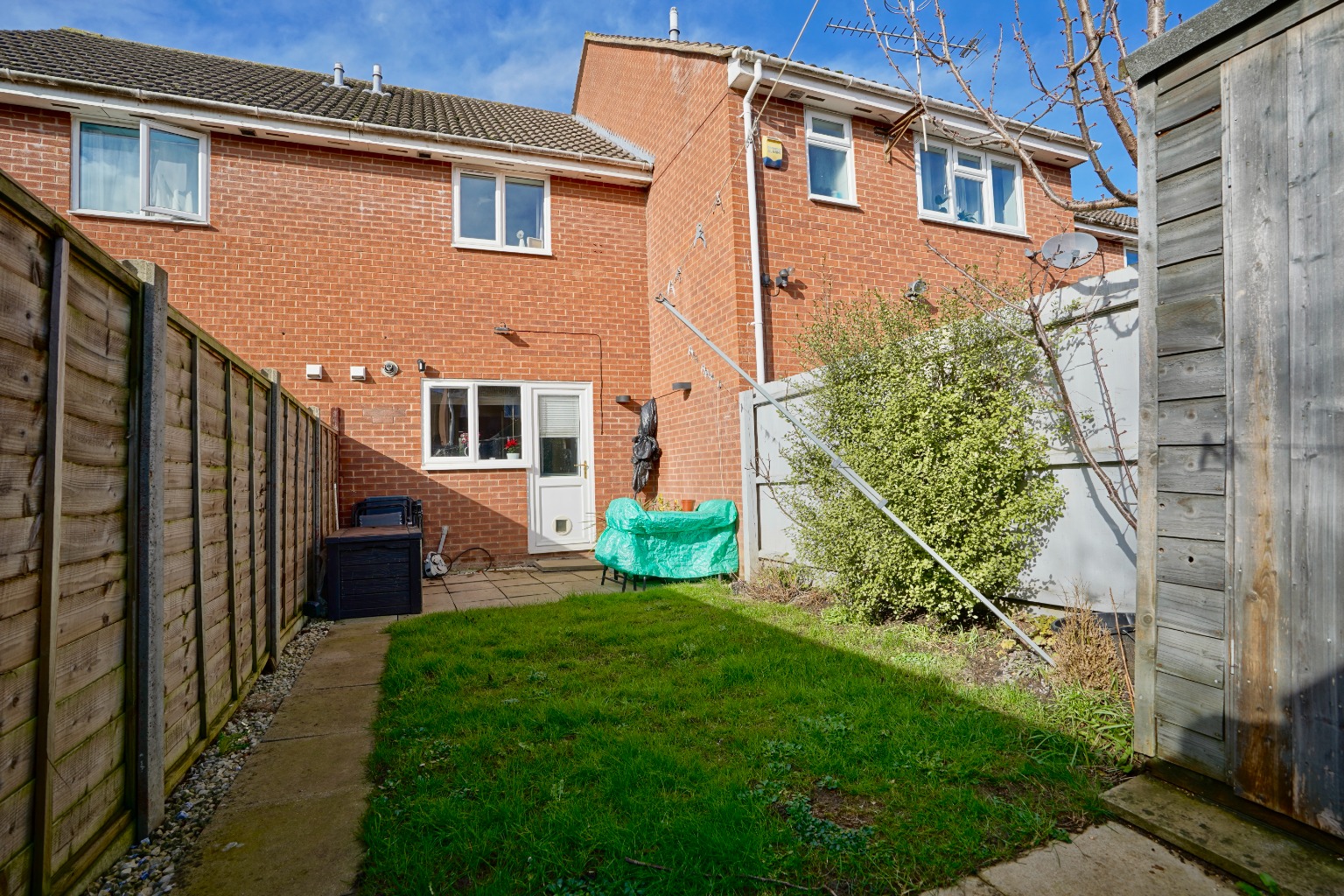 2 bed terraced house for sale in Tamar Close, St Ives  - Property Image 12