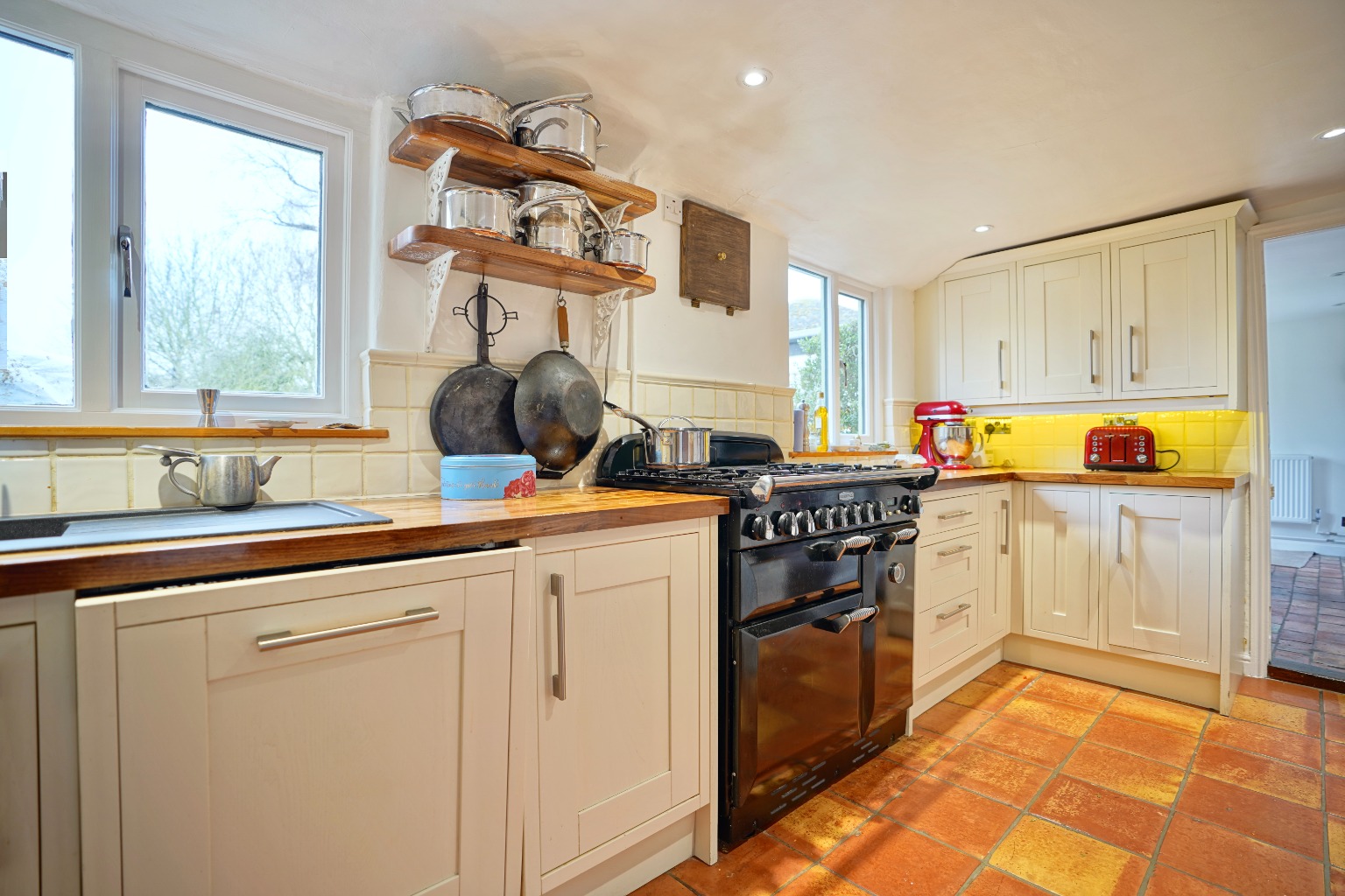 4 bed detached house for sale in Talls Lane, Huntingdon  - Property Image 7