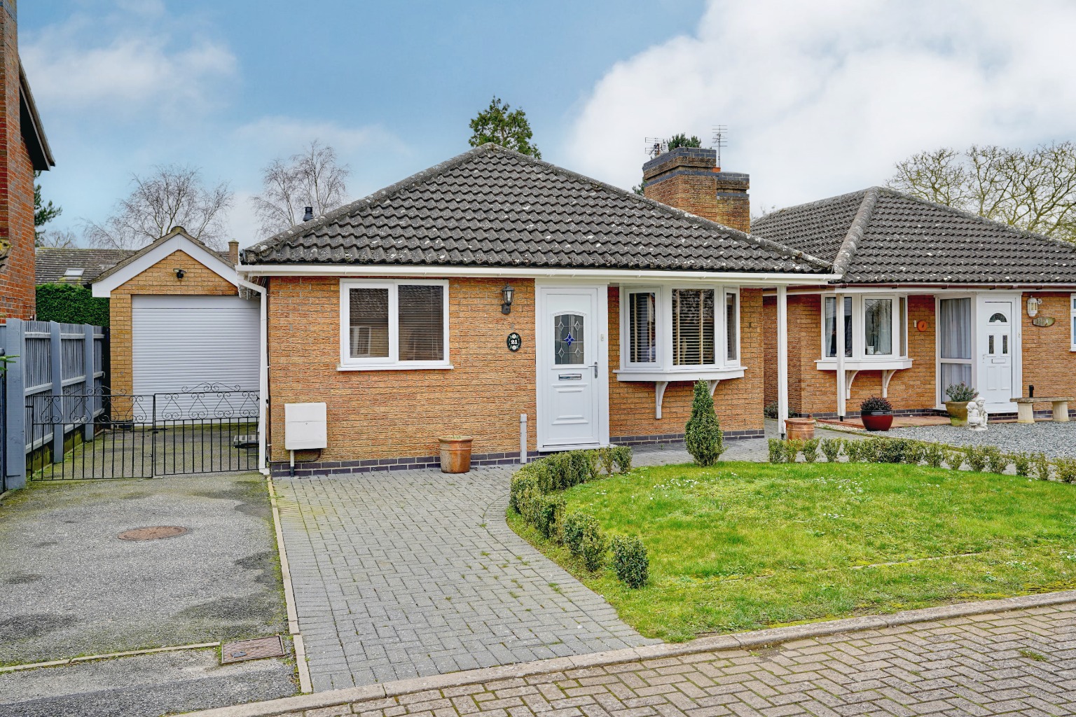 2 bed detached bungalow for sale in Wilthorne, Huntingdon, PE28