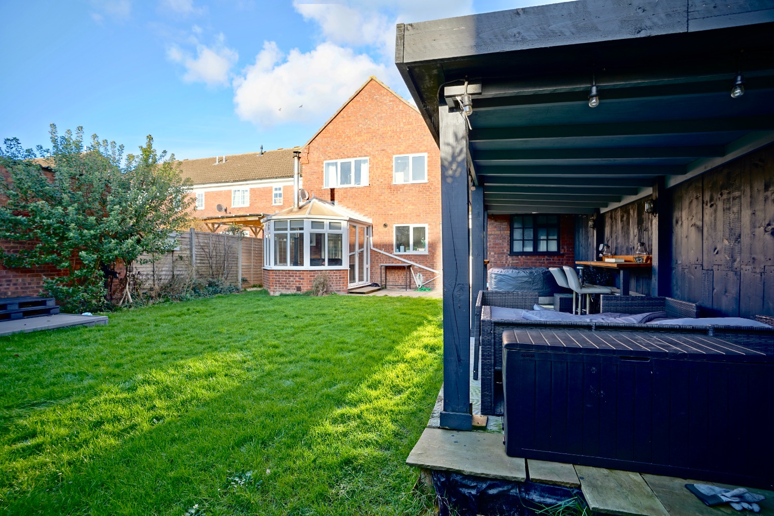 3 bed detached house for sale in Lowry Close, St. Ives  - Property Image 1