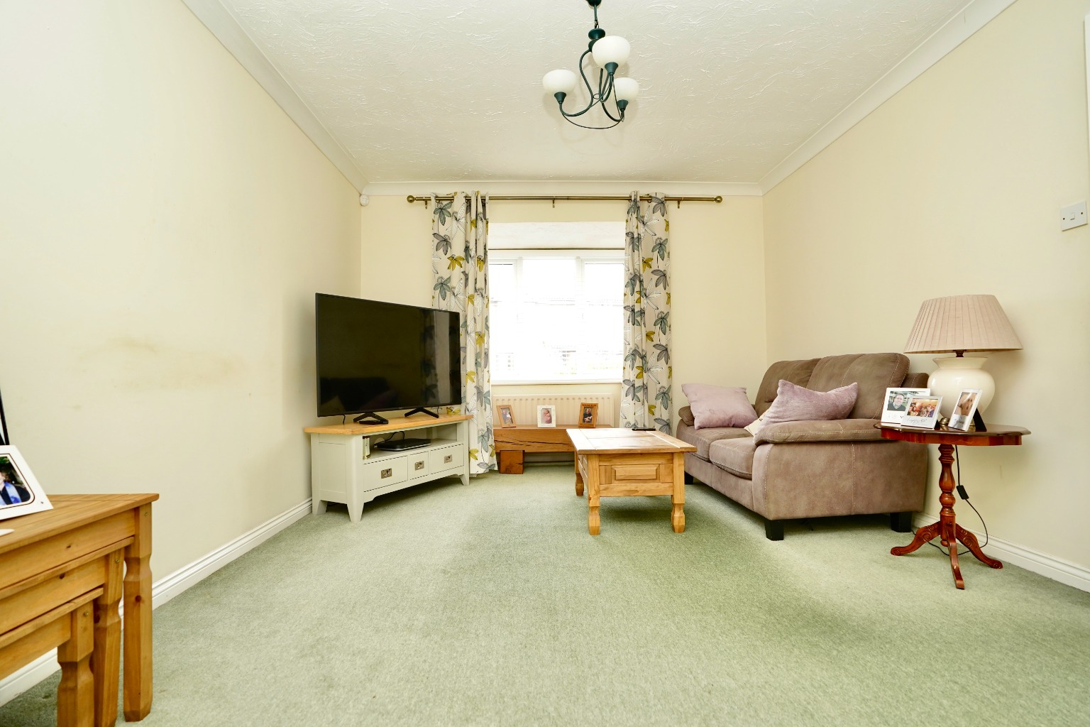 3 bed detached house for sale in Haweswater, Huntingdon 7