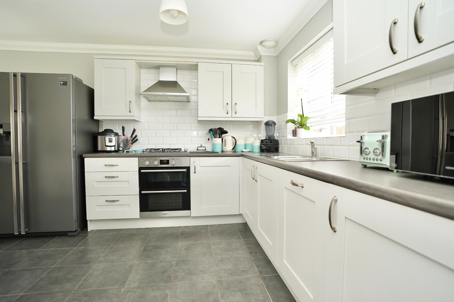 3 bed detached house for sale in Carnaile Road, Huntingdon 4