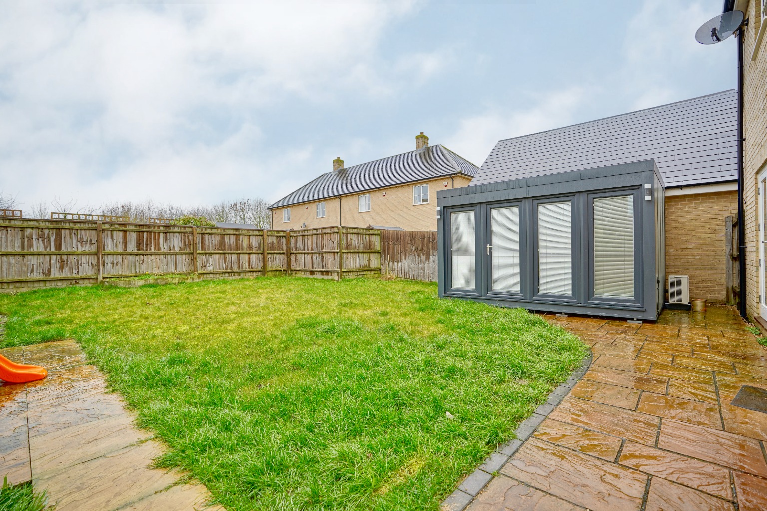 3 bed detached house for sale in Carnaile Road, Huntingdon  - Property Image 14