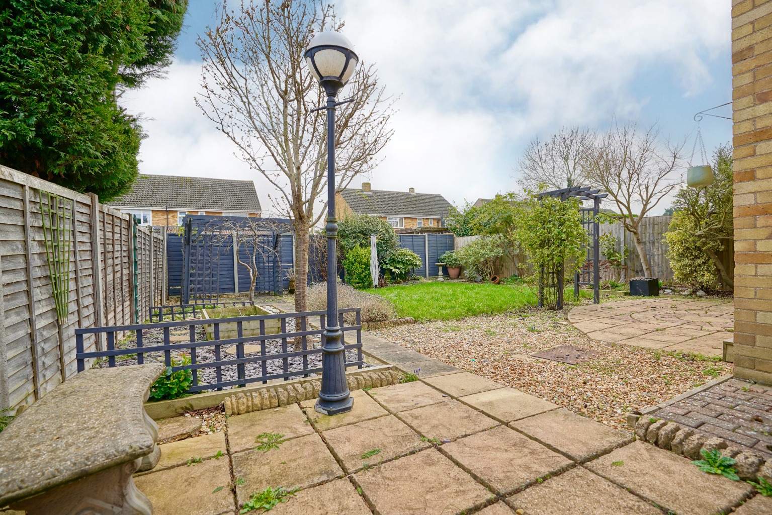3 bed detached house for sale in Wheatfields, St Ives  - Property Image 4