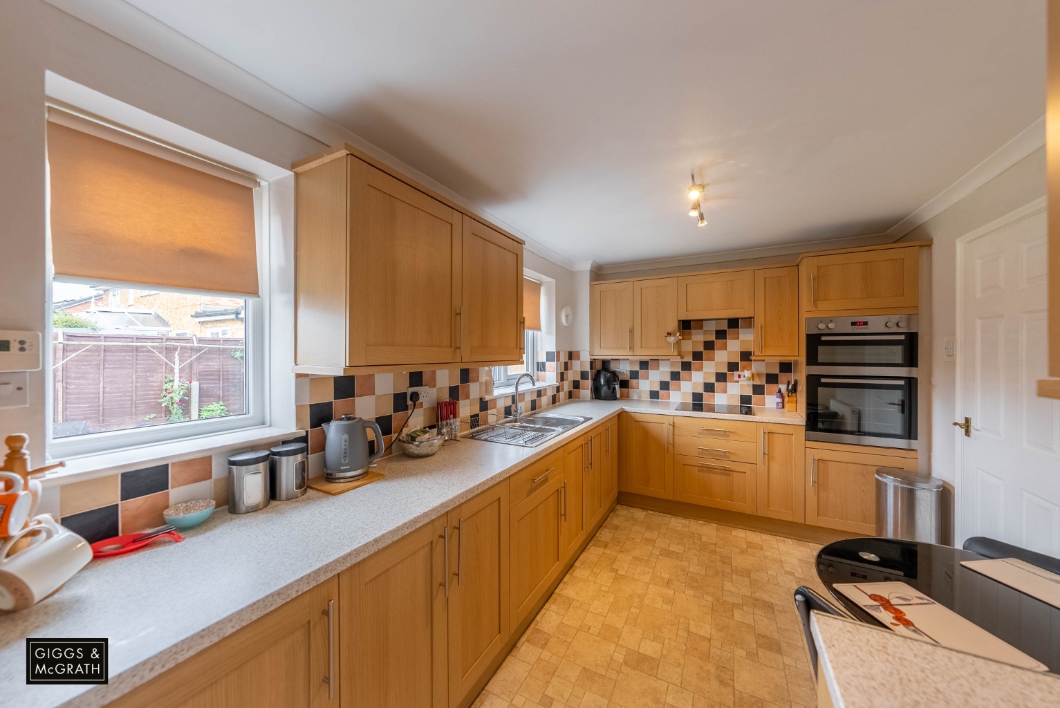 4 bed detached house for sale in Grasmere, Cambridgeshire  - Property Image 3