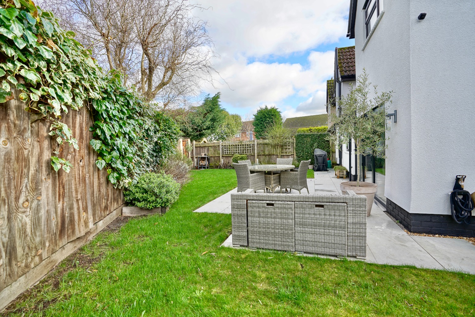 3 bed semi-detached house for sale in Chapmans, Huntingdon 20