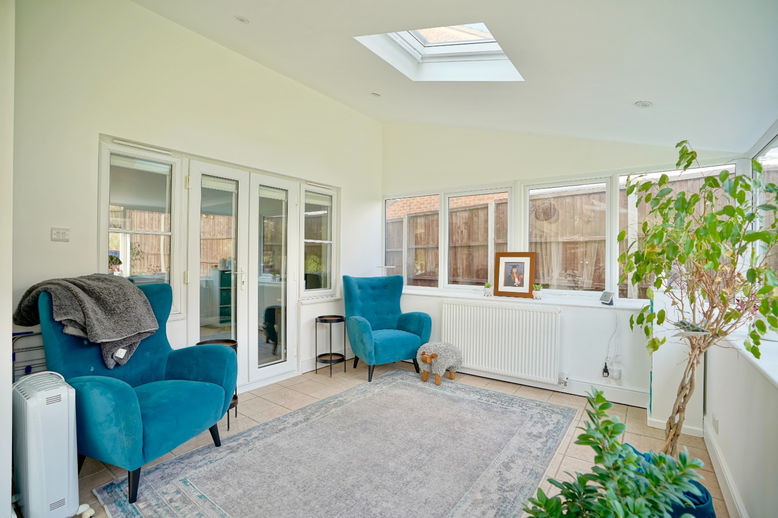 5 bed detached house for sale in Hut Field Lane, Cambridge  - Property Image 5