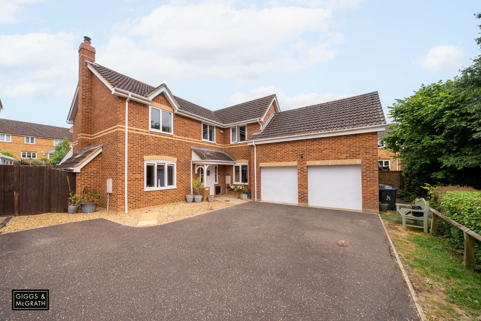 5 bed detached house for sale in Hut Field Lane, Cambridge - Property Image 1