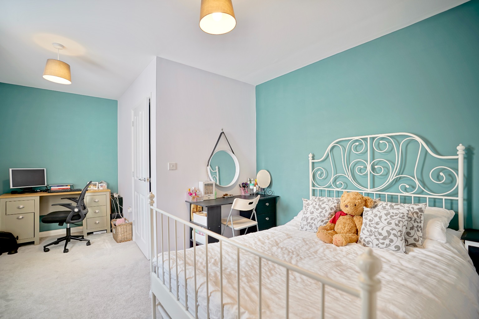 2 bed semi-detached house for sale in Harding Way, Huntingdon 8