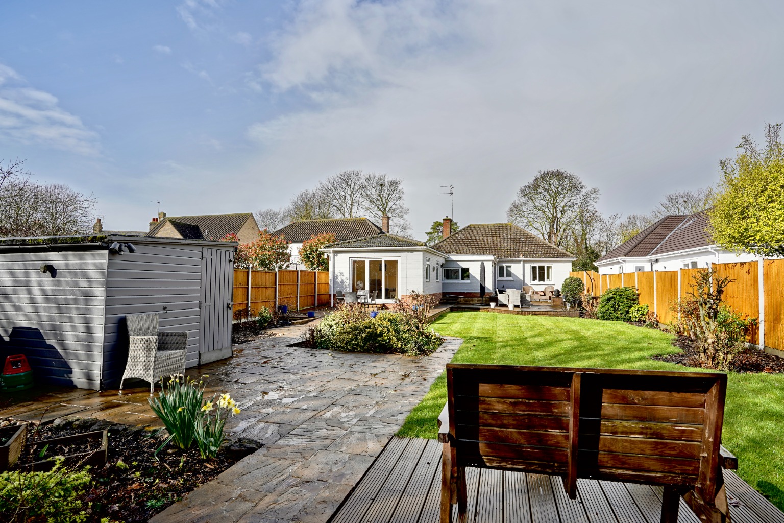 4 bed detached bungalow for sale in Needingworth Road, St. Ives - Property Image 1