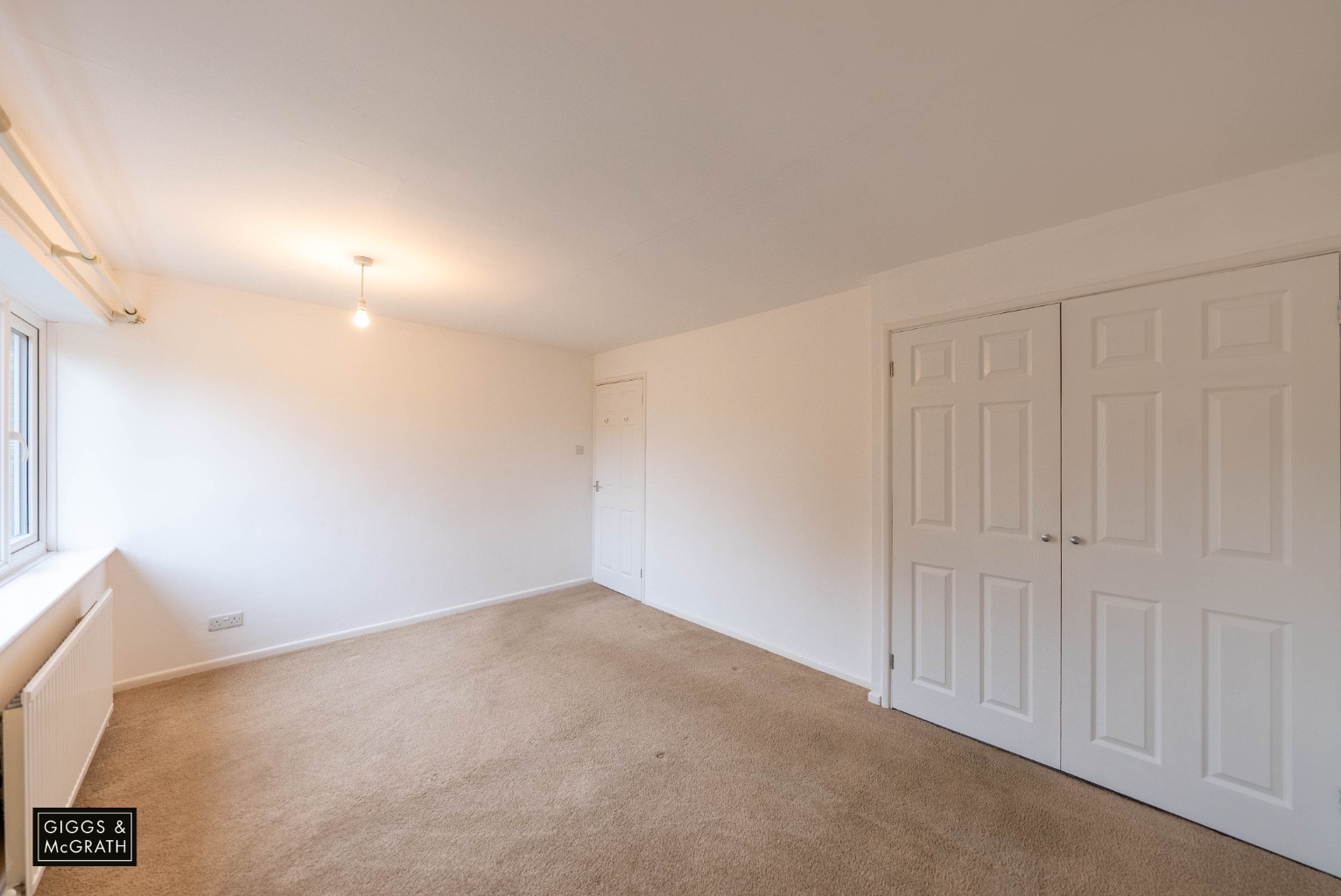 3 bed end of terrace house for sale in Gunnings Way, Huntingdon 10