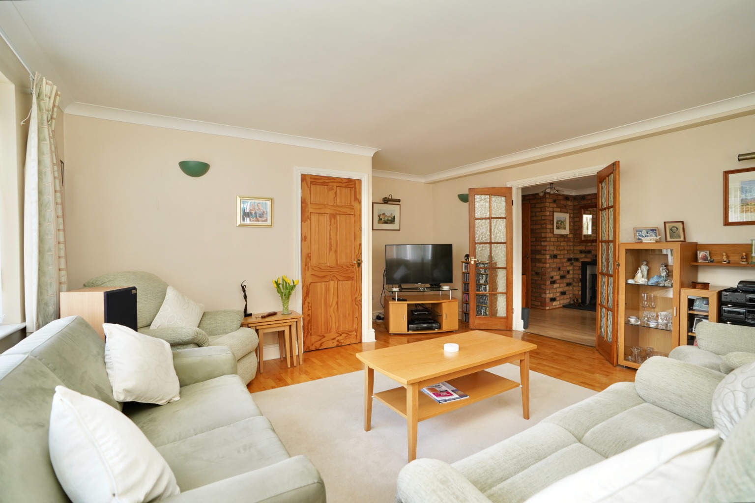 3 bed detached bungalow for sale in Parkhall Road, Huntingdon  - Property Image 2