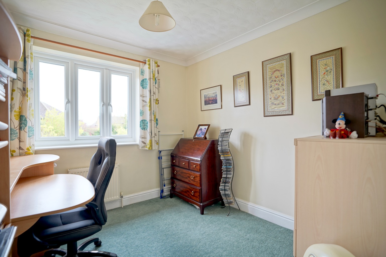 4 bed detached house for sale in Hartham Close, Huntingdon 10