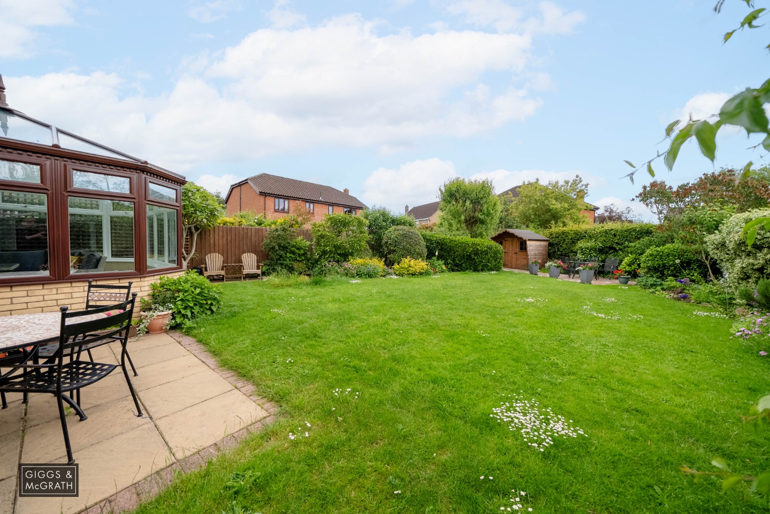 4 bed detached house for sale in Hartham Close, Huntingdon  - Property Image 17