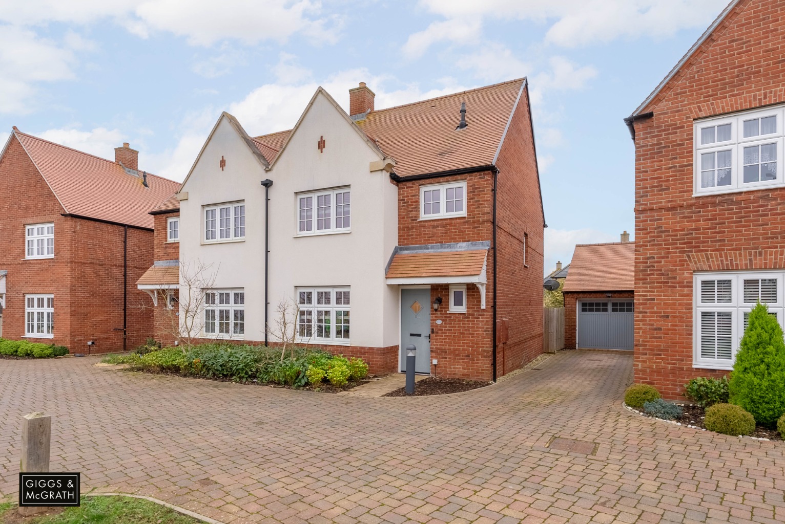 3 bed semi-detached house for sale in Senliz Road, Huntingdon  - Property Image 1