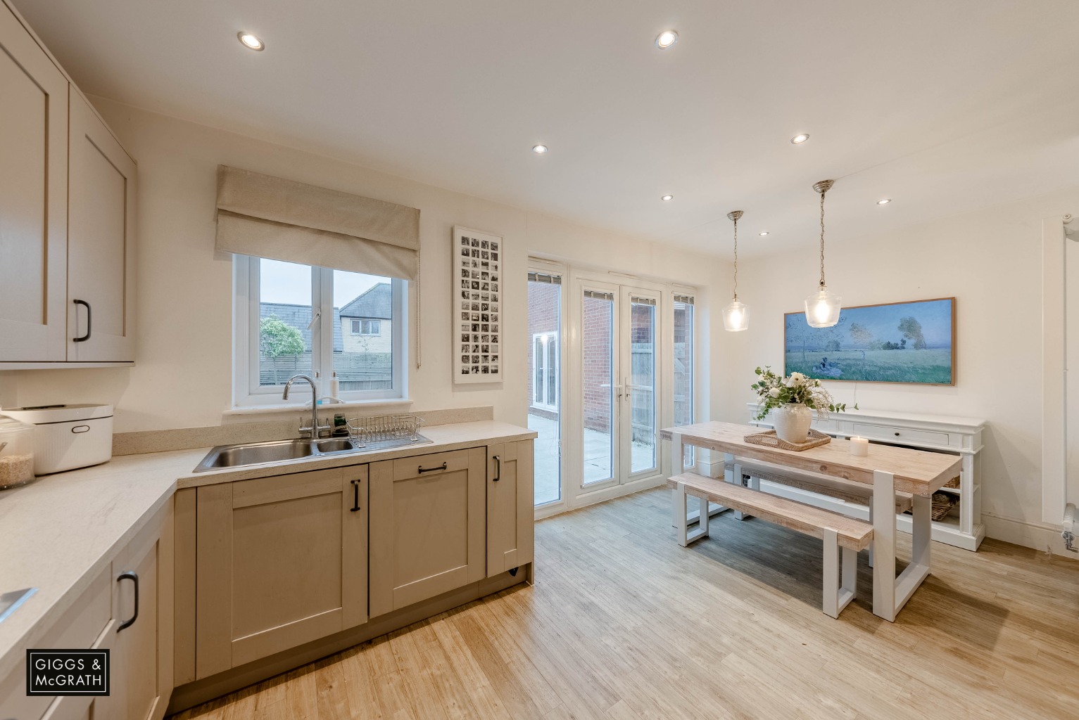 3 bed semi-detached house for sale in Senliz Road, Huntingdon 7