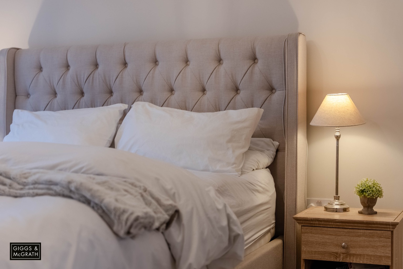 3 bed semi-detached house for sale in Senliz Road, Huntingdon 17