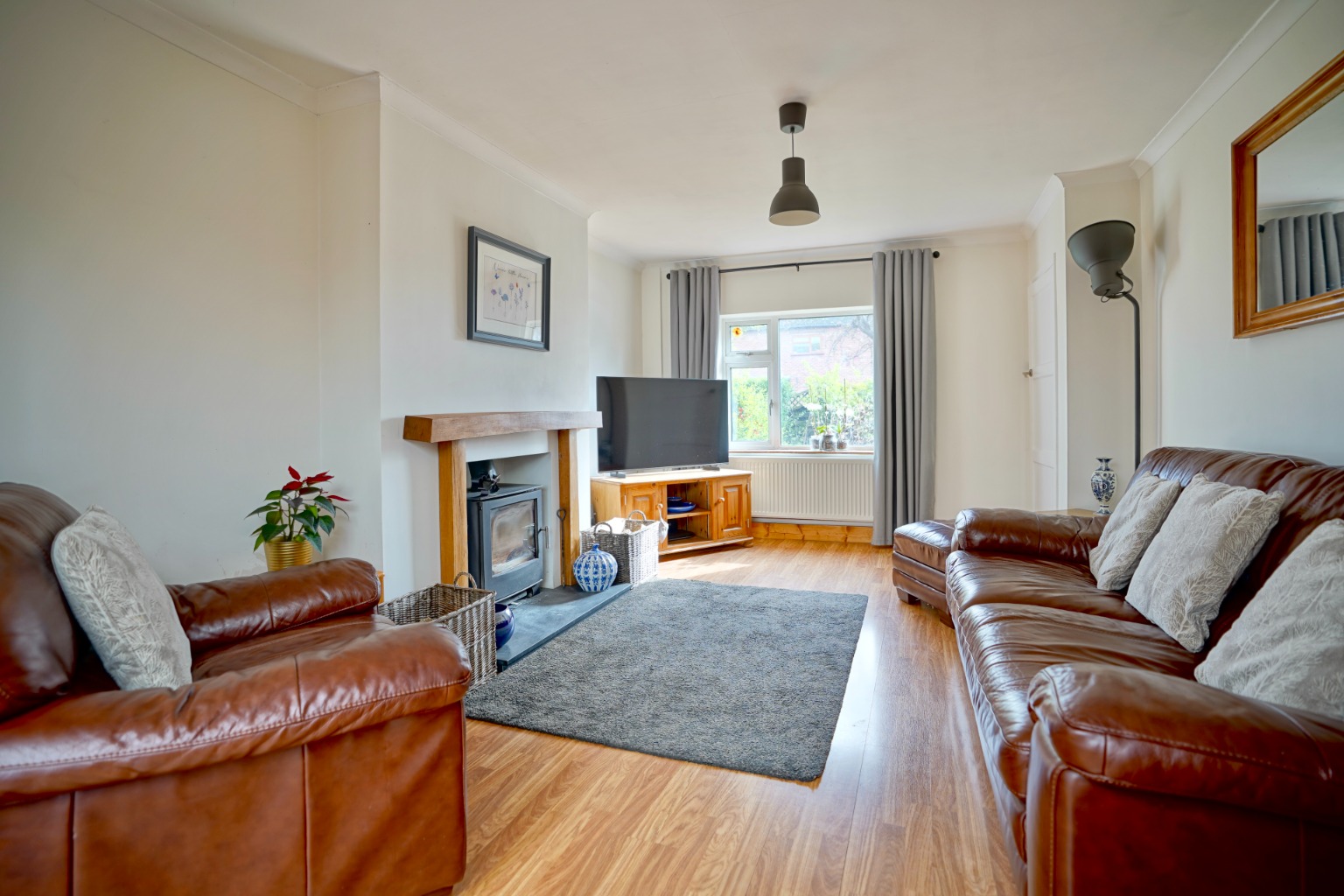 3 bed semi-detached house for sale in Bernard Road, Huntingdon 4