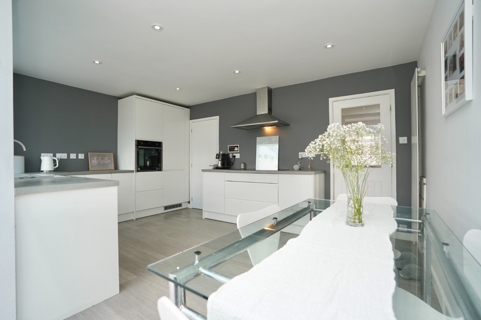 3 bed detached house for sale in Wheatley Crescent, Huntingdon 2